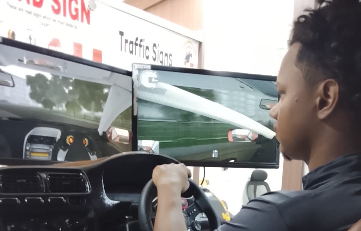 Common Steering Wheel Mistakes Beginners Make